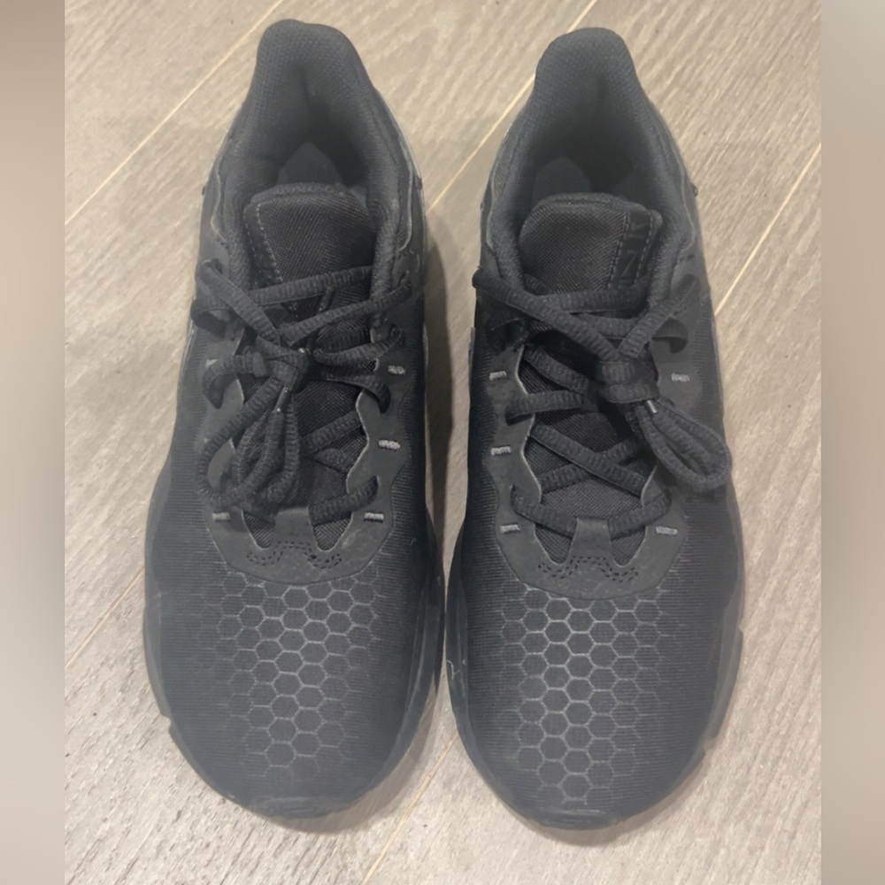 Nike Women's Black Sneakers
